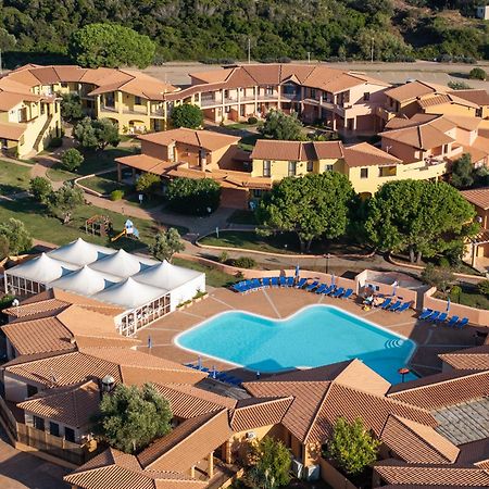 Residence Baia Dei Mirti Vignola Mare Exterior foto