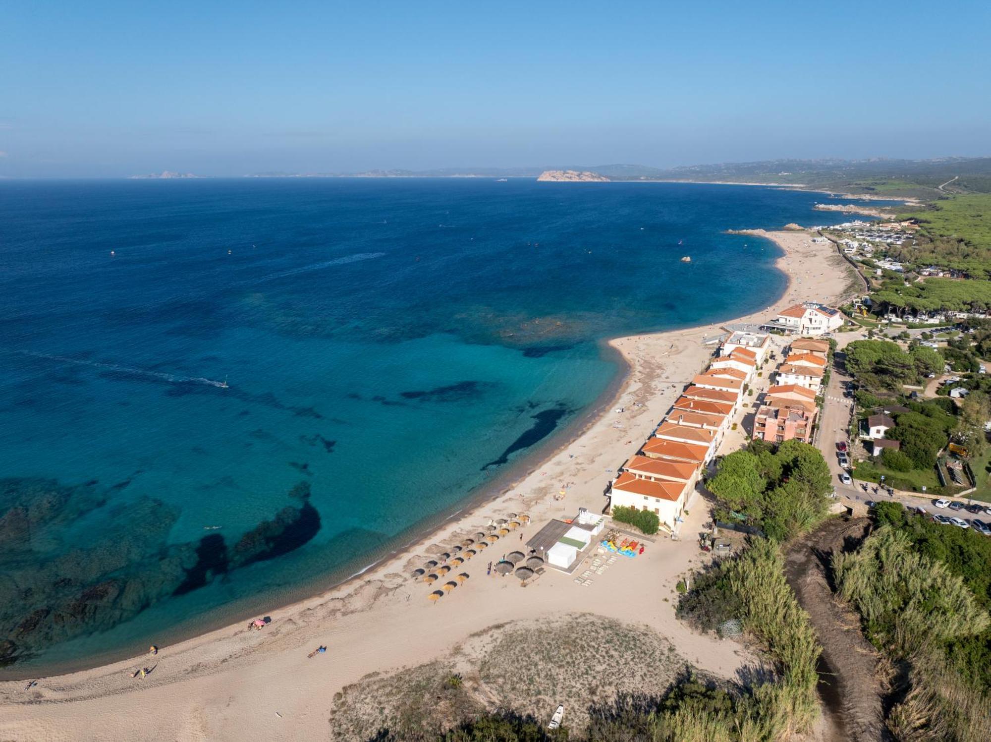 Residence Baia Dei Mirti Vignola Mare Exterior foto