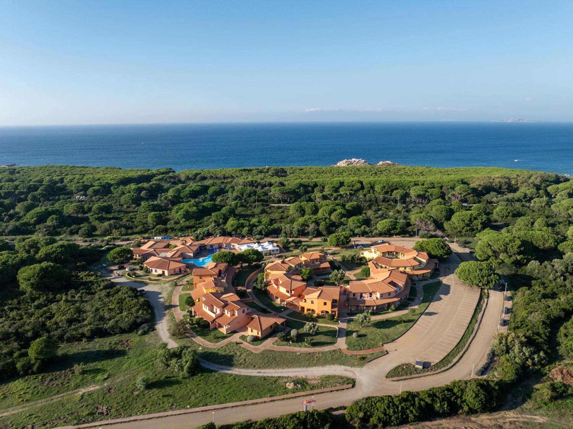 Residence Baia Dei Mirti Vignola Mare Exterior foto