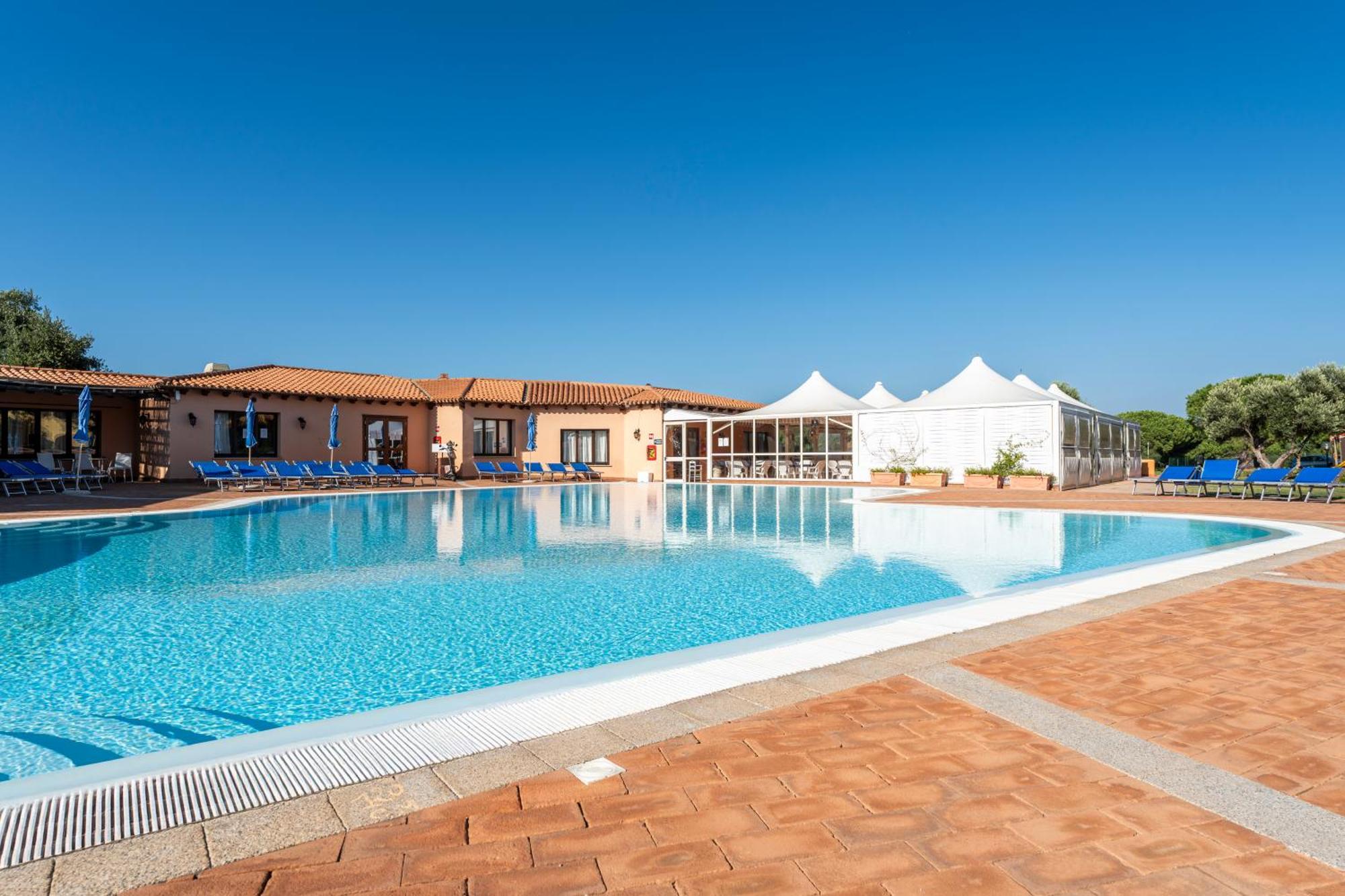 Residence Baia Dei Mirti Vignola Mare Exterior foto